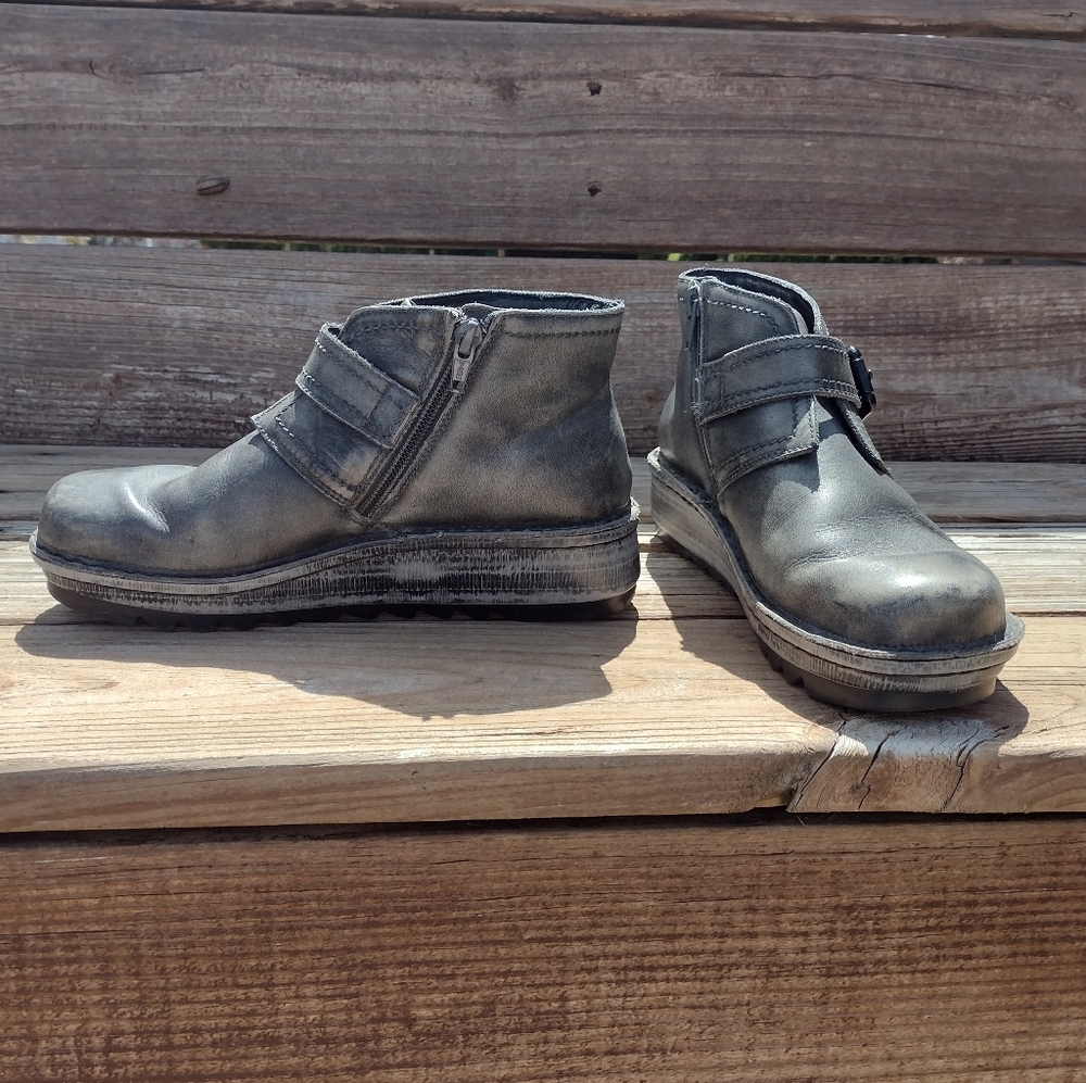 Naot Gray Ankle Boots Booties Distressed Leather